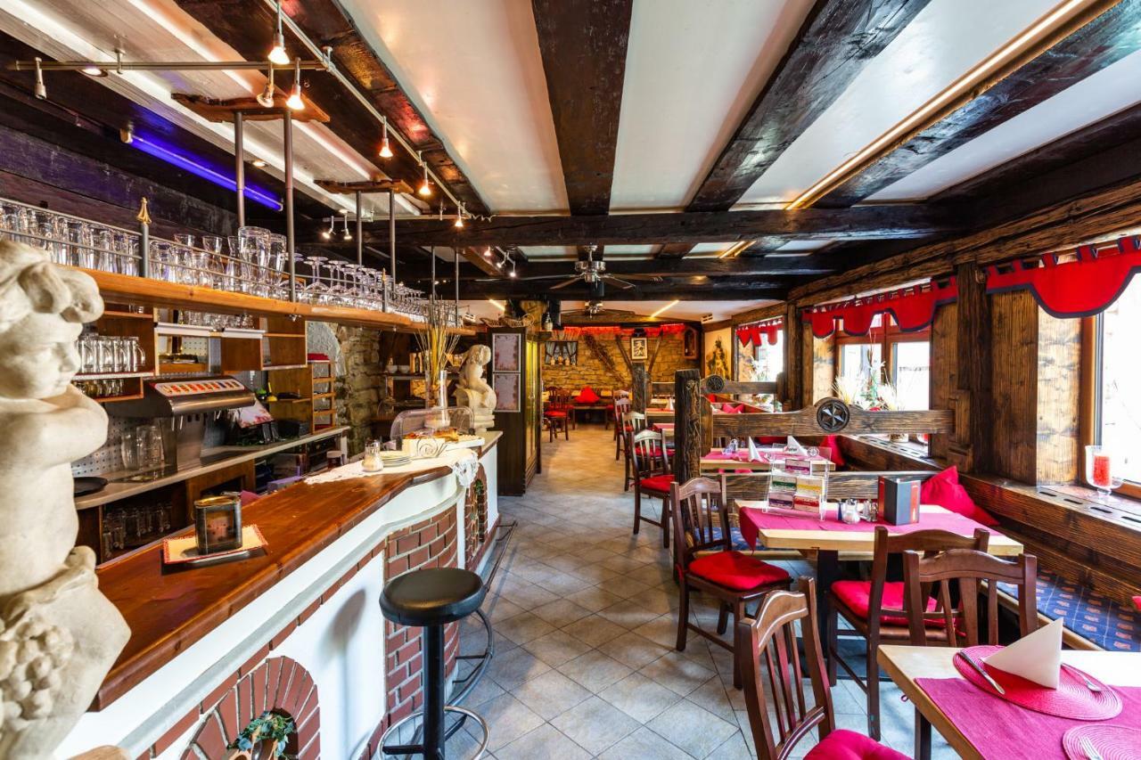 אוברטאורן Party Hotel Taverne מראה חיצוני תמונה